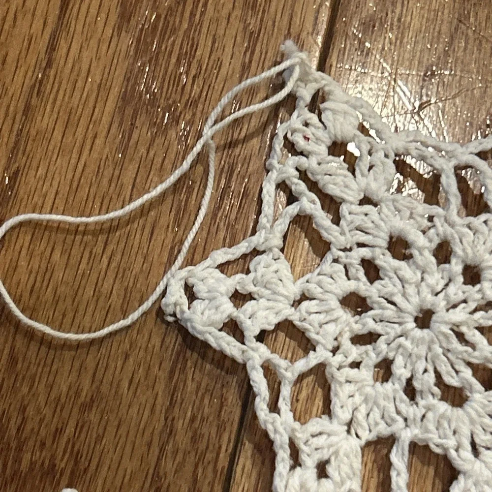 9 Vintage Handmade Snowflake Crochet Christmas Ornaments‎ Winter Festive Holiday